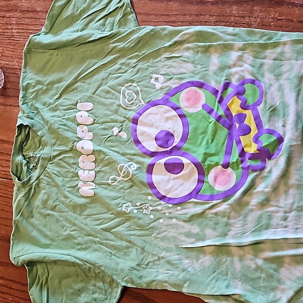 Keroppi tshirt sanrio xl green frog